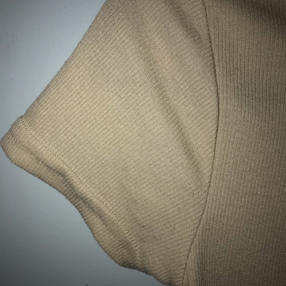🌼3/$30🌼 SWS Tan Ribbed Tee - Picture 3 of 3